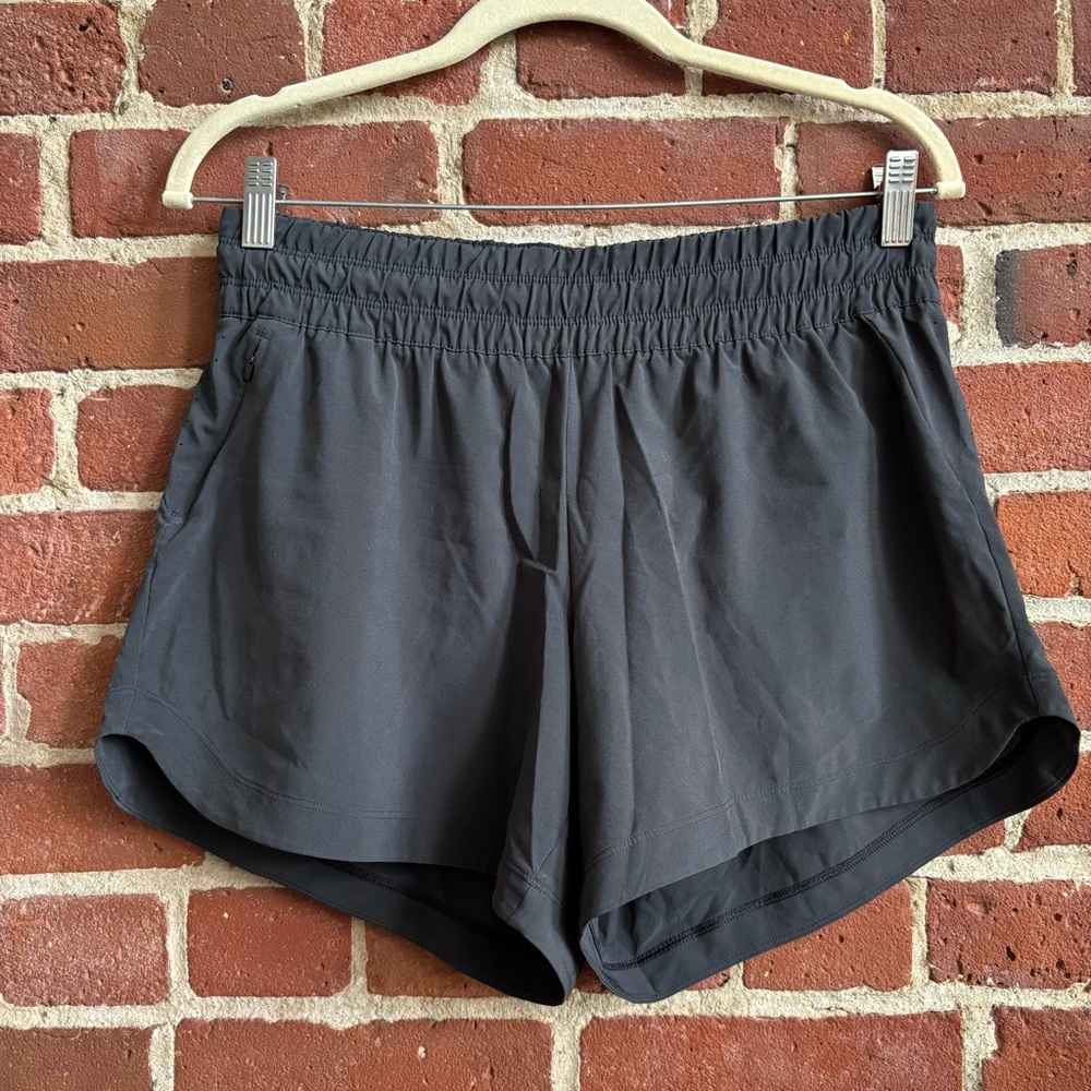 NWOT REI Active Pursuit Shorts Black